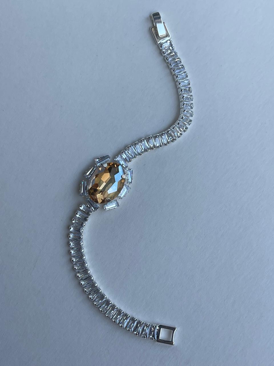 Celeste Knot Bracelet