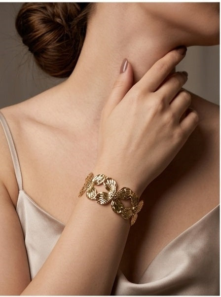 Golden Wave Cuff