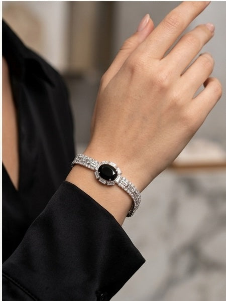 Celeste Knot Bracelet